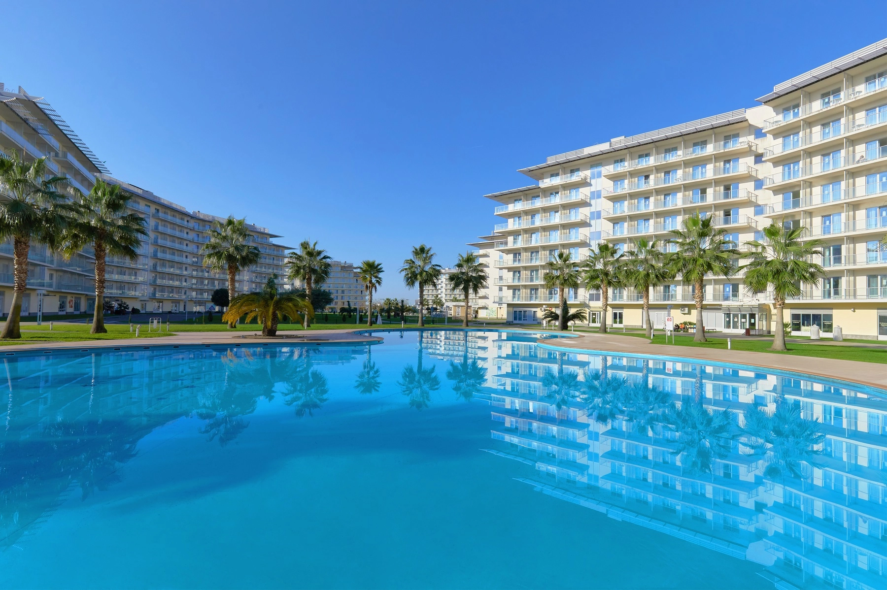 «Сочи Парк Отель» готовит к открытию подогреваемый бассейн